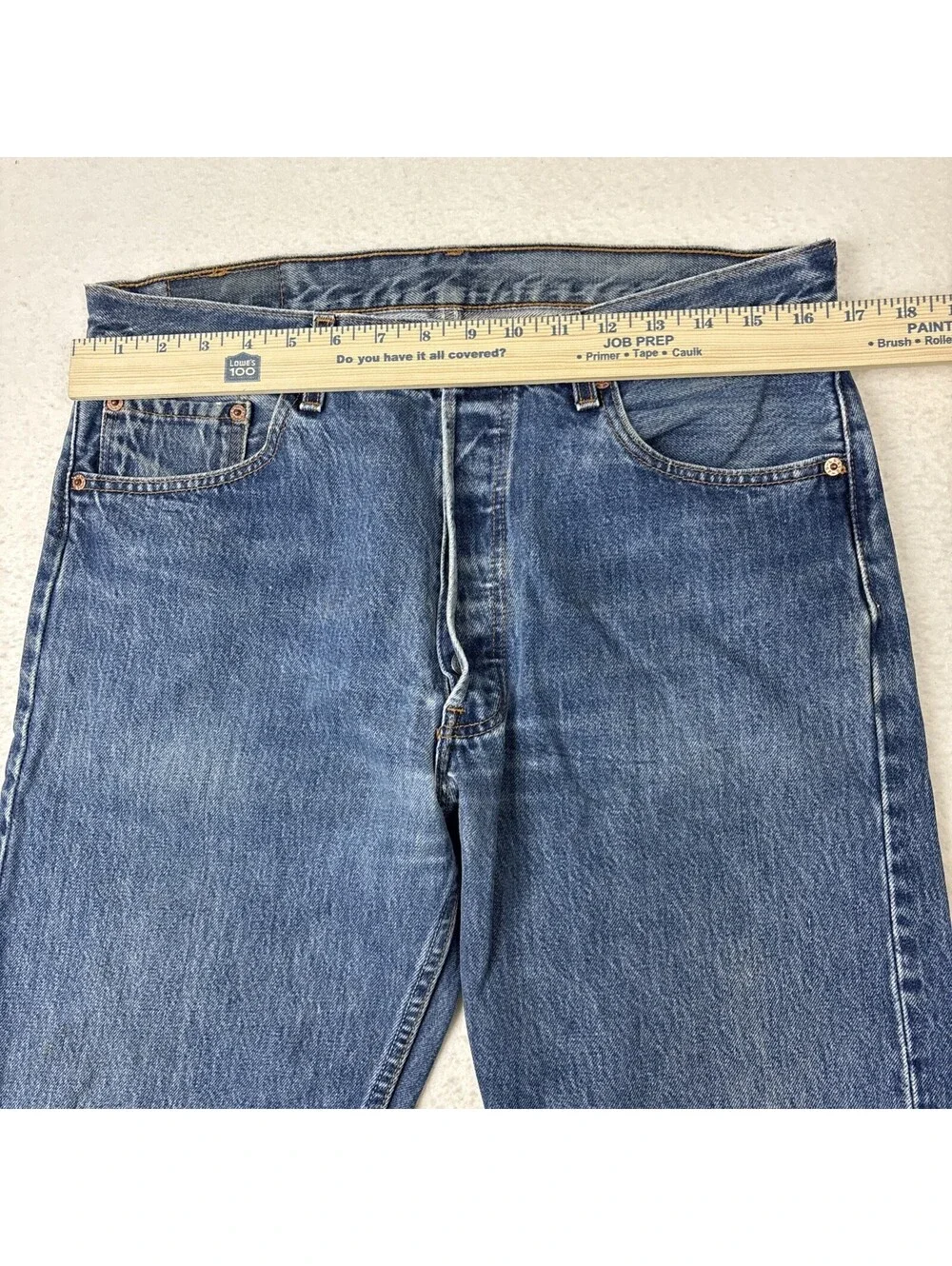 Vintage Levi’s 501 90s Made In USA Faded Blue Jeans 34x30 (Fits 34x29) Button